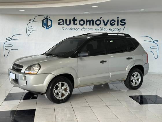 HYUNDAI TUCSON 2.0 MPFI GL 16V 142CV 2WD GASOLINA 4P MANUAL HYUNDAI TUCSON 2.0 MPFI GL 16V 142CV 2WD GASOLINA 4P MANUAL